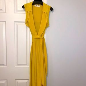 DVF sleeveless shirt midi dress